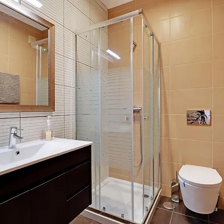 Paradise By Homing Apartment